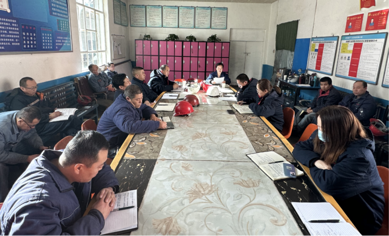 對標(biāo)對表新要求 主動作為抓落實(shí)&mdash;&mdash;物產(chǎn)工投公司紀(jì)委召開學(xué)習(xí)貫徹中紀(jì)委、省紀(jì)委二次全會精神專題會議暨節(jié)前廉政教育警示會