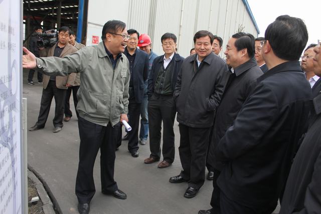 省委副書記、省長郝鵬視察青海物產北川工業(yè)物流園